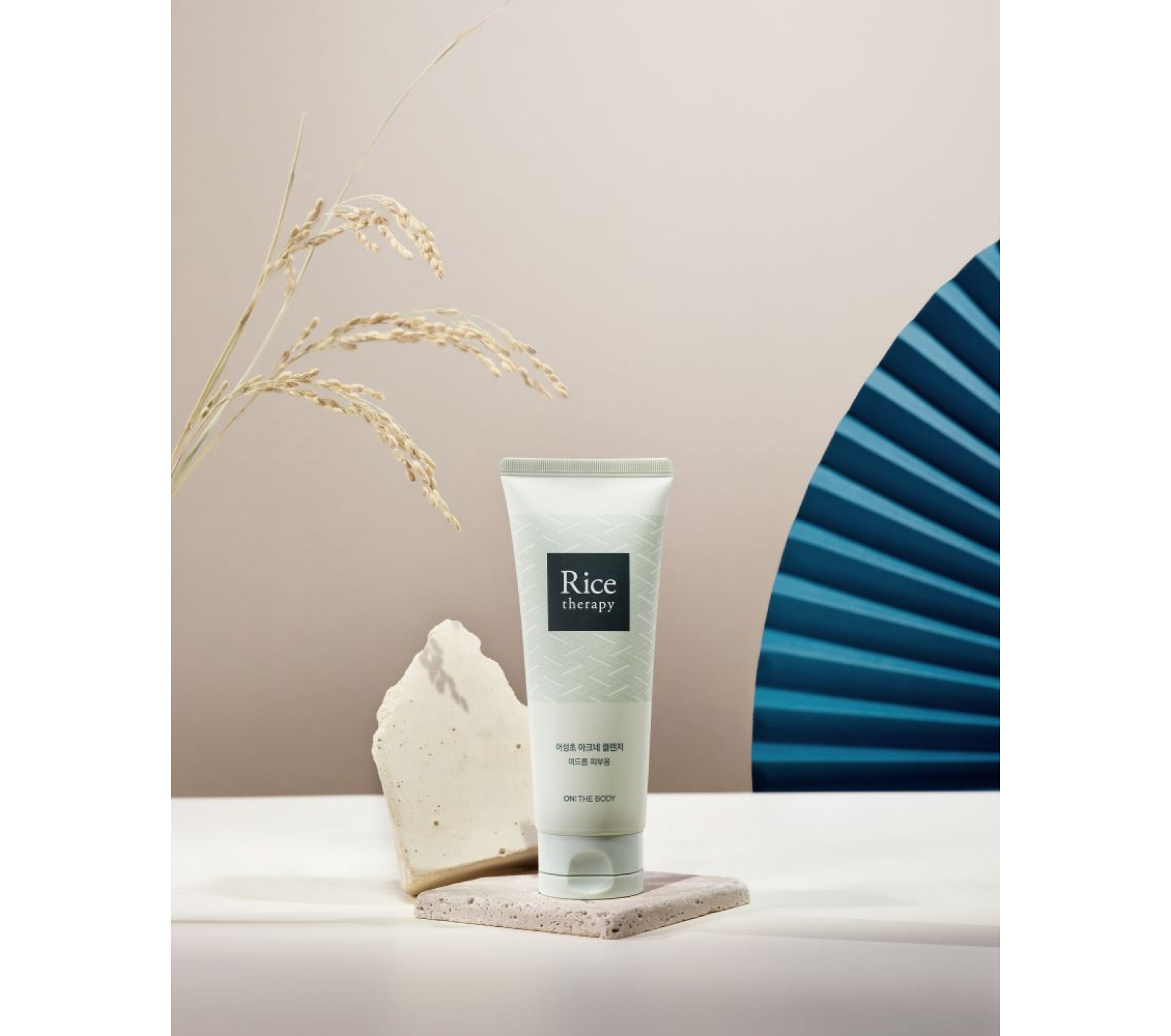 ON:THE BODY Rice Therapy Heartleaf Acne Cleanser 200g