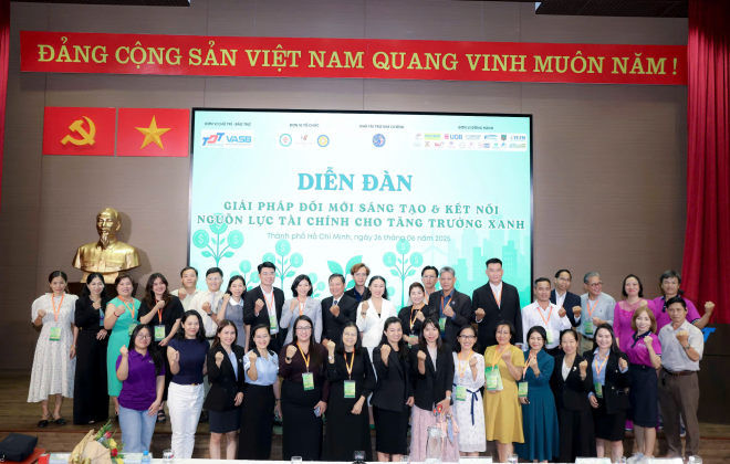 ✍️ Word of Life – Cầu nối từ tiêu dùng thông minh đến tài chính xanh