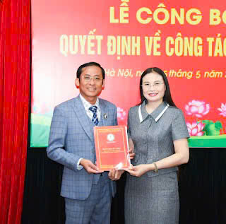 TỰ HÀO CỘNG ĐỒNG WOL - MỤC SƯ NGUYỄN THÀNH NHÂN NHẬN TRỌNG TRÁCH CHỦ TỊCH HỘI ĐỒNG KHOA HỌC