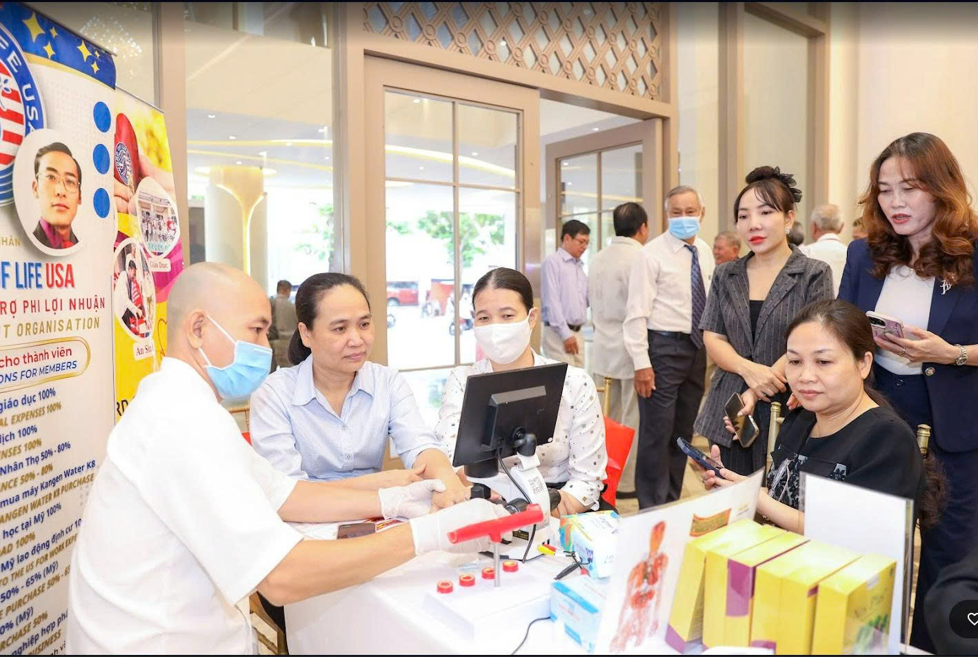 Word of Life lan tỏa mô hình chăm sóc sức khỏe chủ động đến hơn 150 Hiệu trưởng tại TP.HCM
